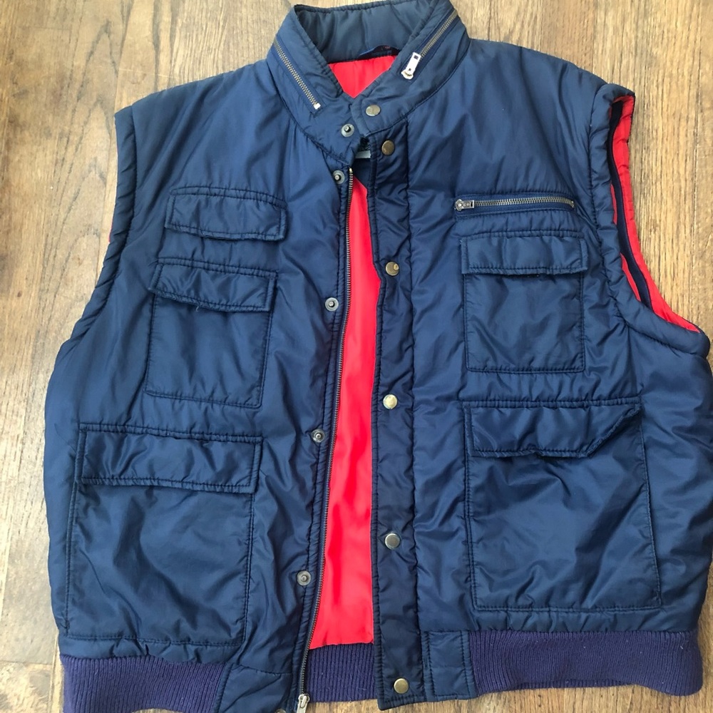 Vintage Puff Vest. Deep North. Has vip up hood